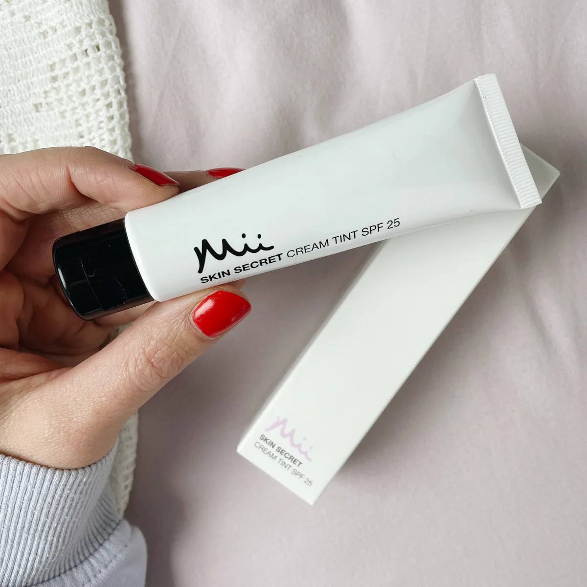 Mii Skin Secret Cream Tint SPF25
